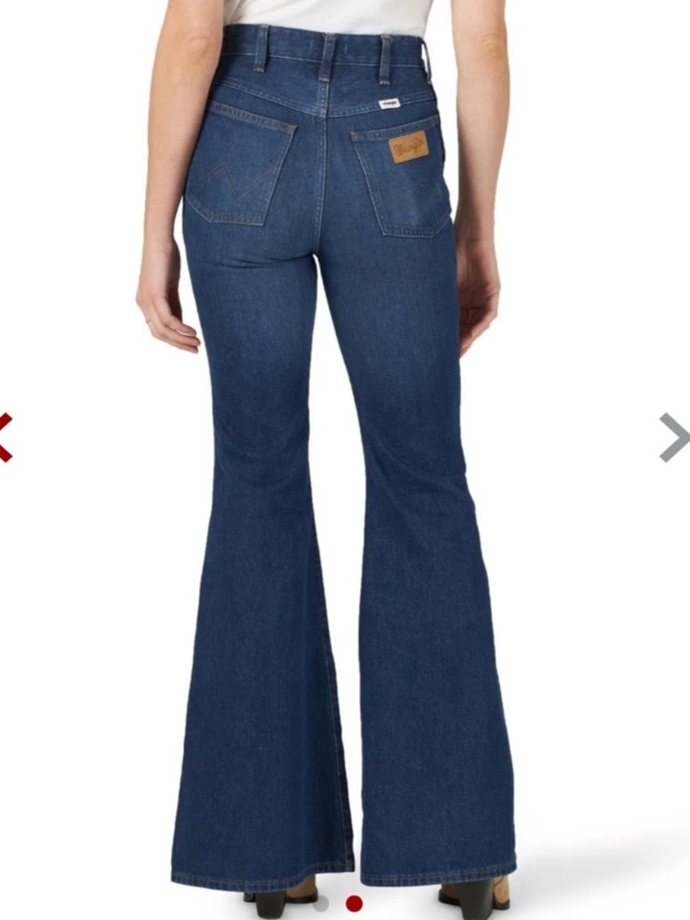 NWT Wrangler Wanderer Flare Bell Bottom Jeans - Size 29 / 34L - 100% Cotton - Picture 2 of 13